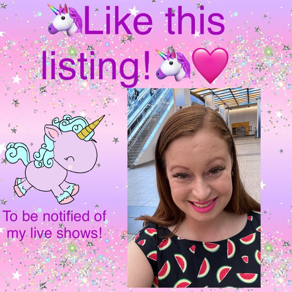 🦄🦄I’M LIVE! Chat, Shop Have Fun!🦄🩷